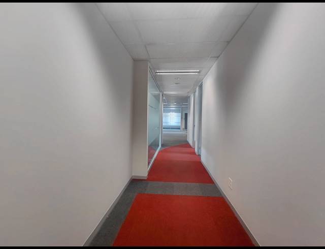 382M² OFFICE TO LET IN BRYANSTON